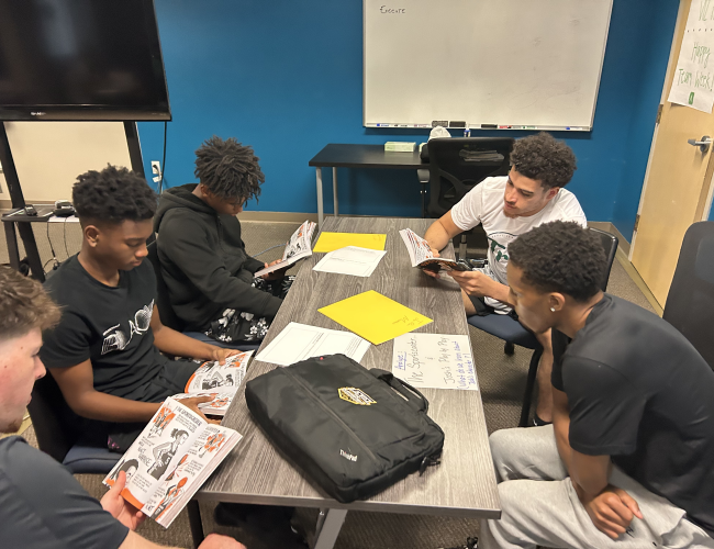 A Look Inside a Huddle Summer Reading- Huddle with JU MBB(1)